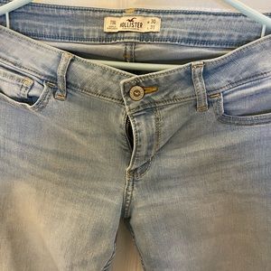 SIZE 11 / Hollister jeans/ system only goes to 10